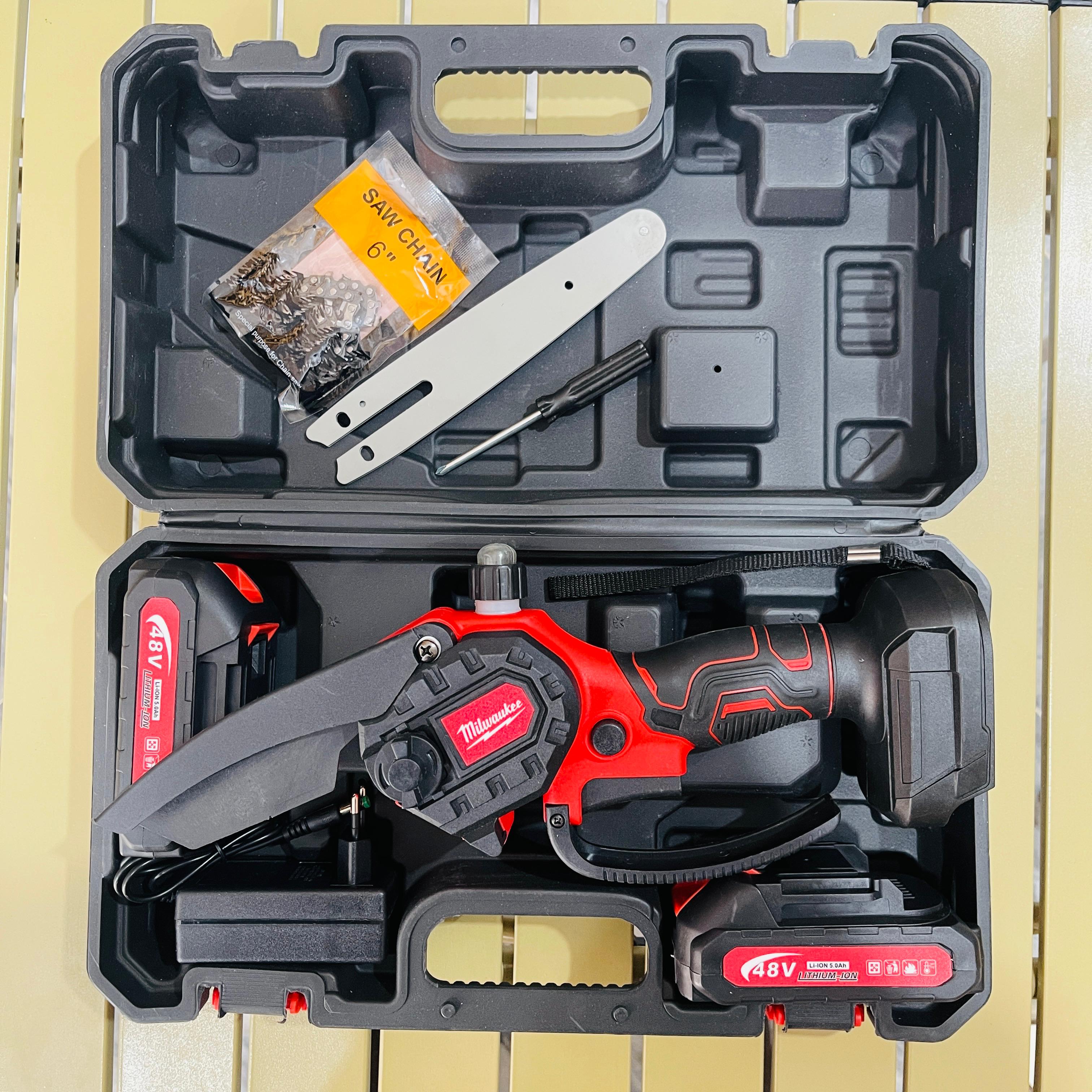 Milwaukee 48V Mini Chainsaw Kit – 6 Inch | 2 Batteries | High-Power Li-Ion 5.0Ah